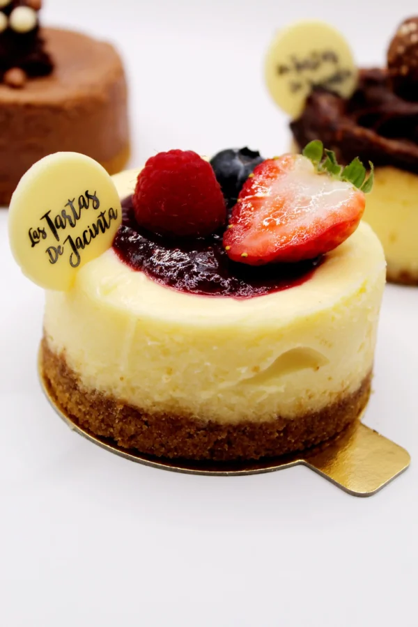 Cheesecake individual de frutos rojos